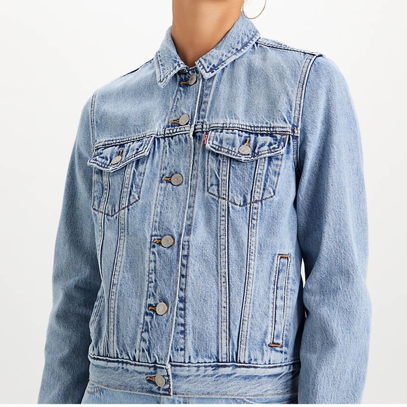 Levi’s Jean Jacket - Picture 3 of 8